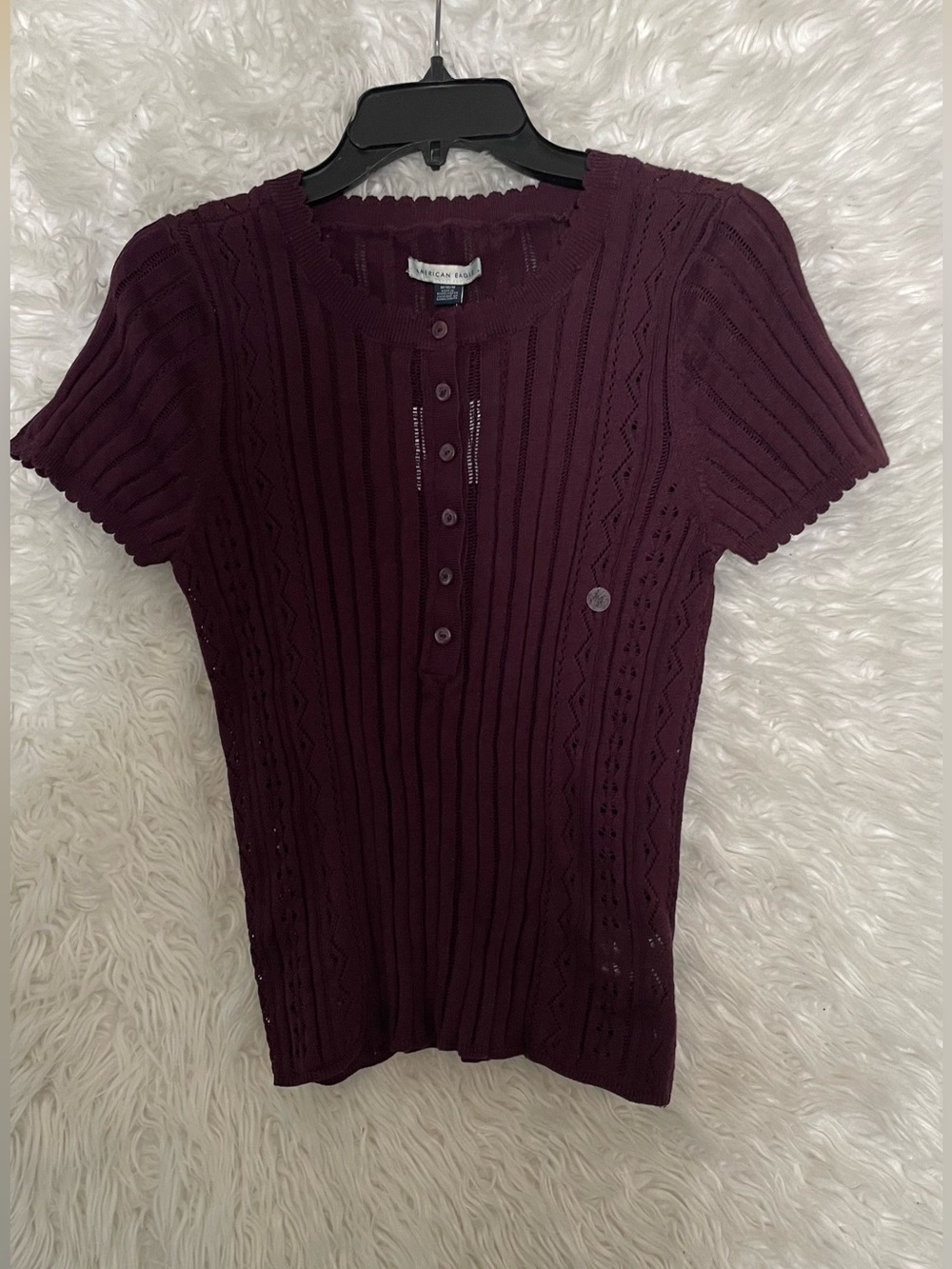 American Eagle NWT Women’s Short Sleeve Henley Pointelle Sweater T-Shirt. Medium